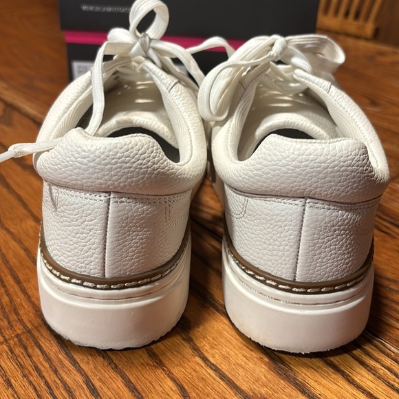 Vince Camuto White Lace Up Type Shoes Style VC-Randay Bright White Size 7.5M - Picture 3 of 12